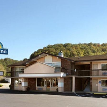 เดย์ อินน์ บาย วินด์แฮม เพนต์สวิลล์ Paintsville ภายนอก รูปภาพ